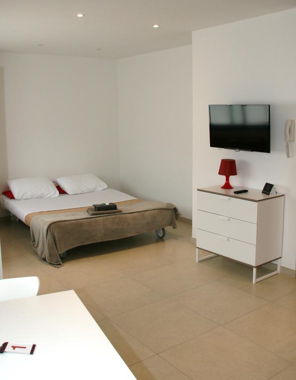 Appart Azur Apartment Saint-Laurent-du-Var Exterior photo