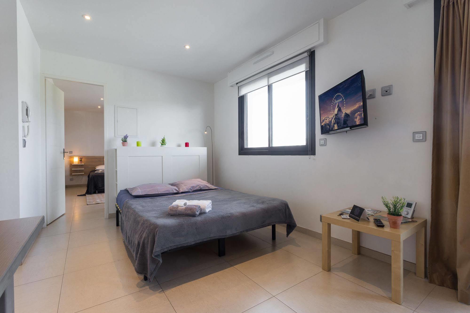 Appart Azur Apartment Saint-Laurent-du-Var Exterior photo