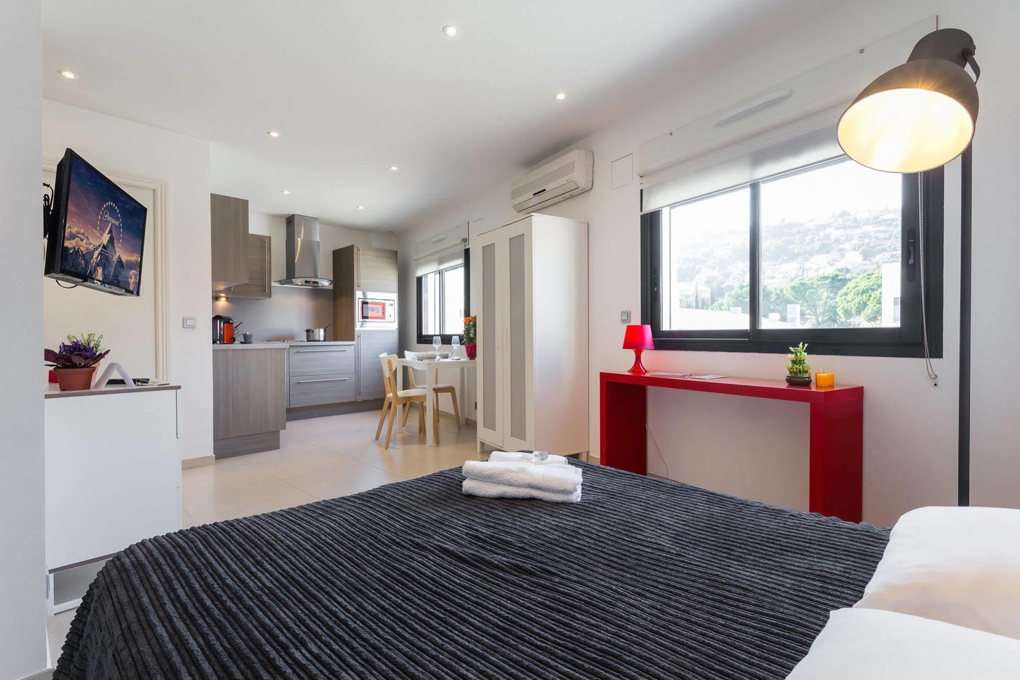 Appart Azur Apartment Saint-Laurent-du-Var Exterior photo